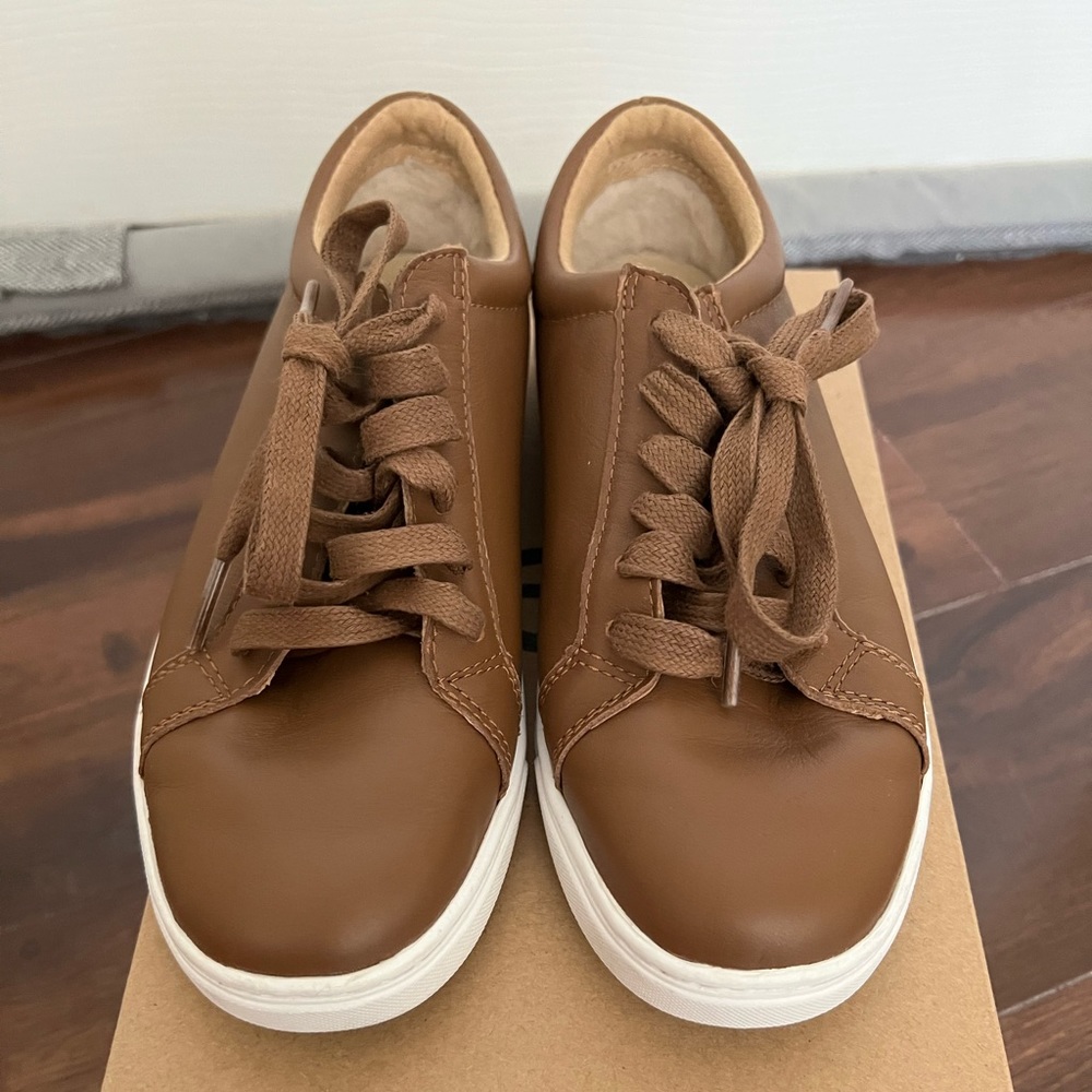 UGG W Karine Leather Shoes